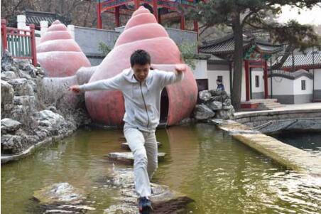 和同事去红螺寺拜佛爬山